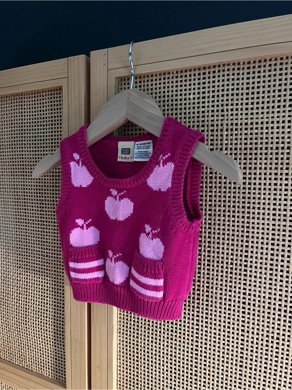 Faded Glory 0-3M Apple Knit Vest